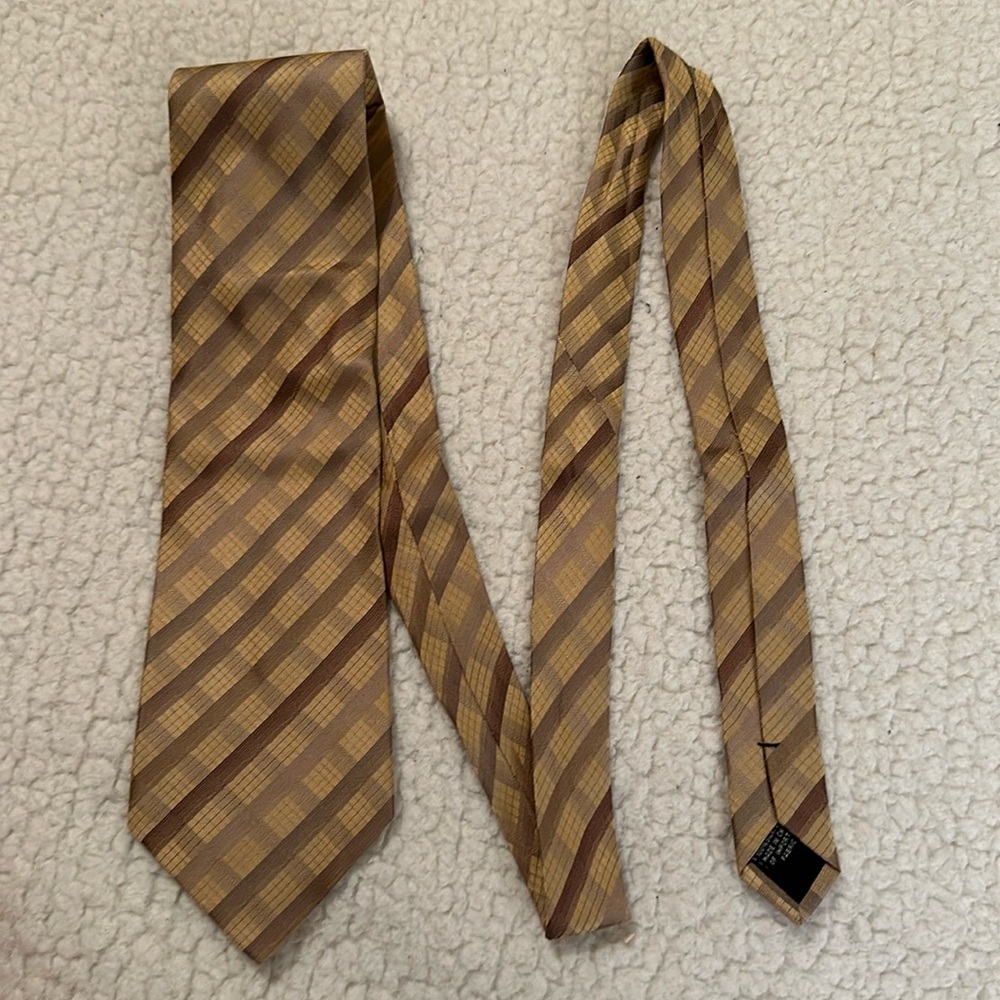 Perry Ellis portfolio men’s diagonal design- gold and brown silk tie / Box 10-61